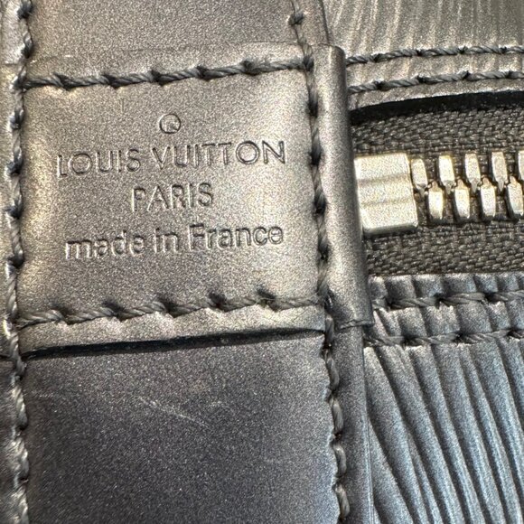 Louis Vuitton Alma BB – Épi Leather “Gunmetal” (Noir Anthracite)(2015) - Picture 8 of 13